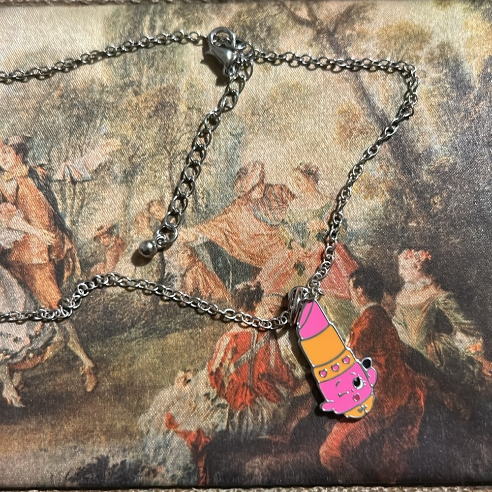 Shopkins Lippy‎ LIPS Pink Necklace 18" Silver Tone
Over Brass Necklace NEW GIFT - Picture 6 of 8